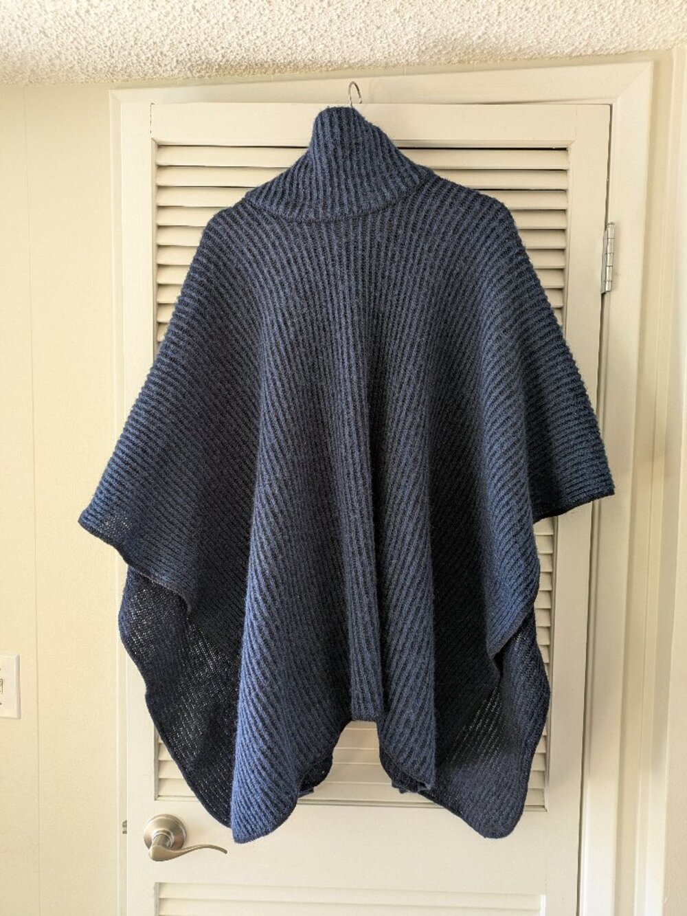 Icewear from Iceland dark blue wool poncho, One Size